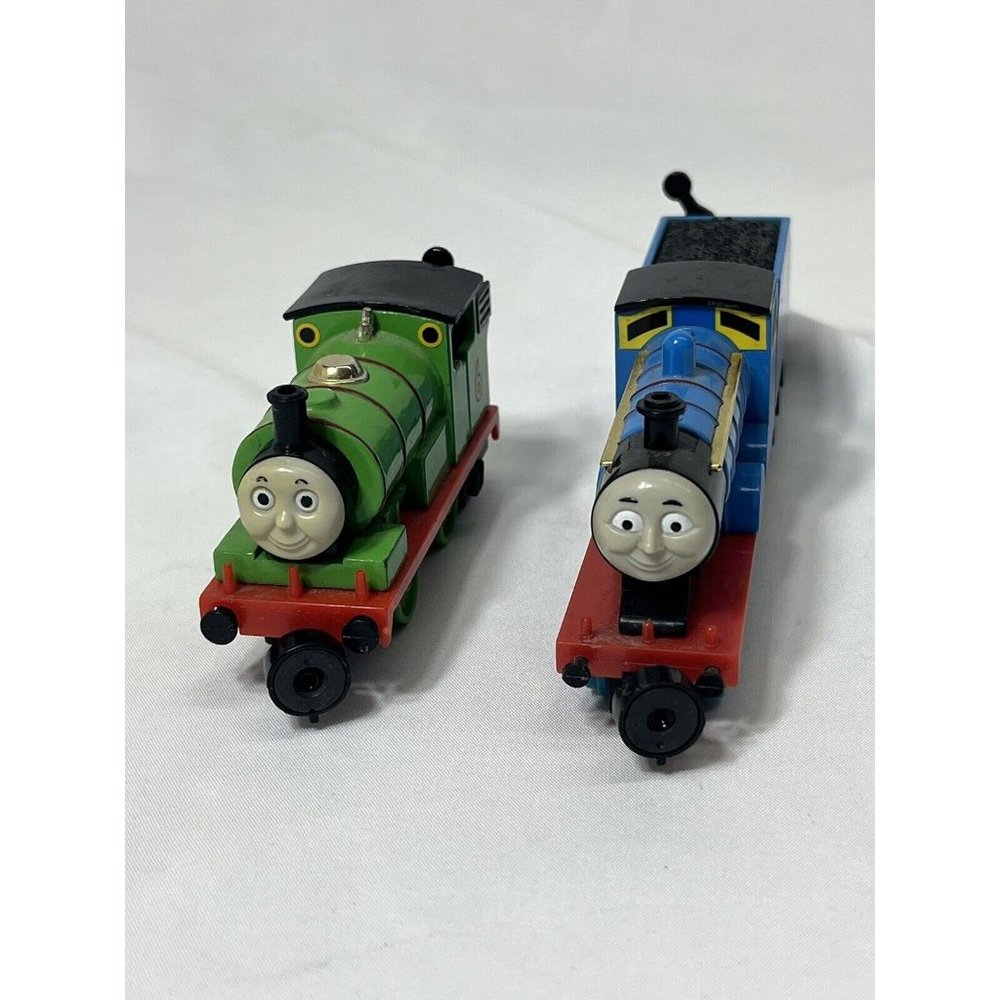 ERTL Bandai Shining Time Station Thomas & Friends Gold Rail 2 Mini Trains